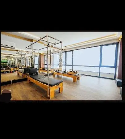 Yekta Tradecenter Residenz Balkon Mit Meeres Blick